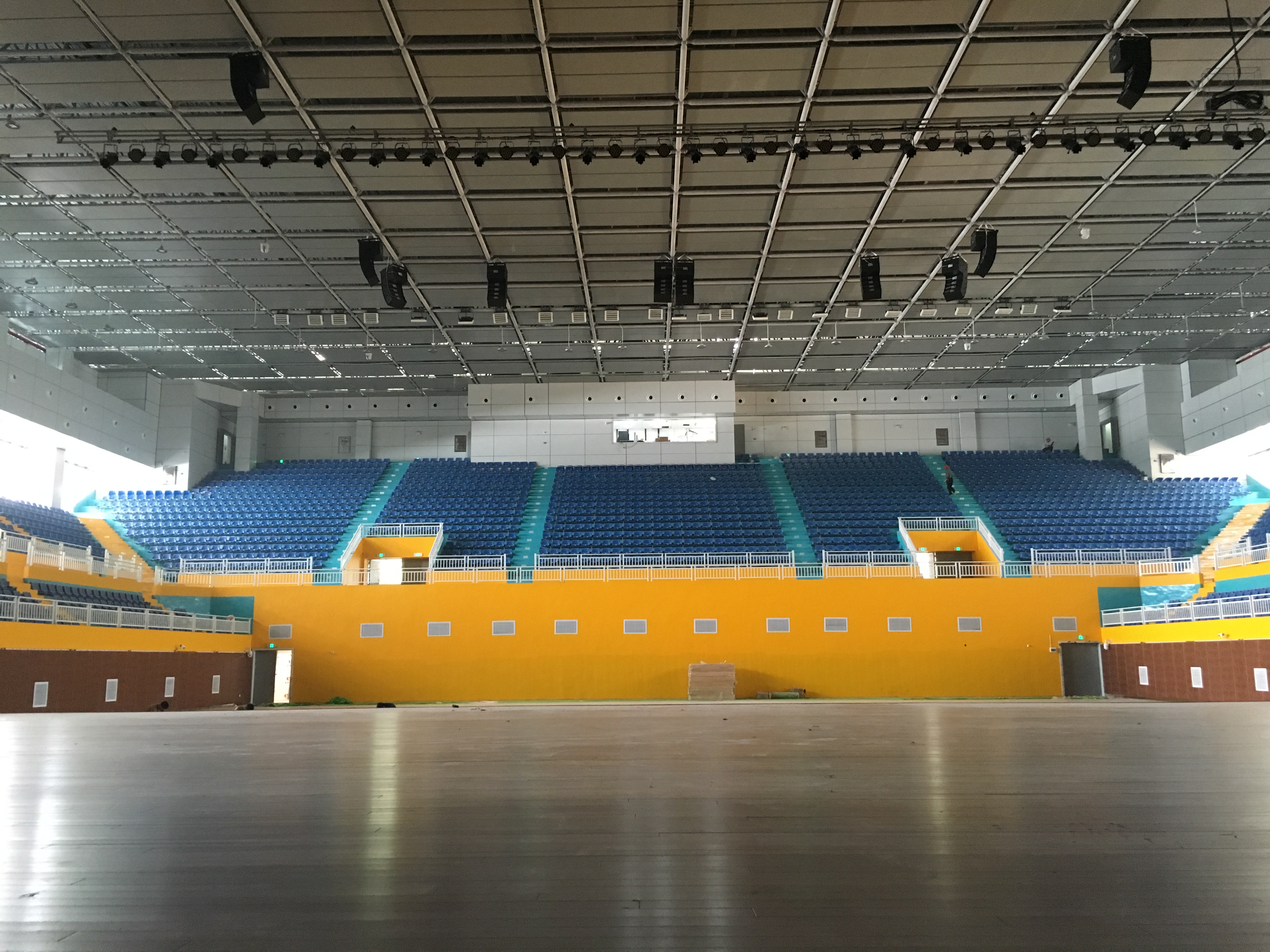 酷游ku游体育电子（KING-BANG）为桃源一中体育馆打造扩声系统